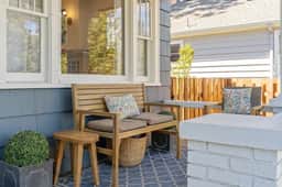 Stunning South Hill Craftsman 4BR 2BA - Image 4