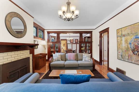 Craftsman Crush | Comfy, Stylish, South Hill - Image 3